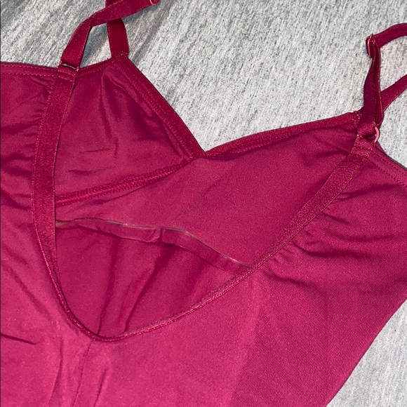 Magenta Dance Leotard with adjustable straps - Picture 3 of 3